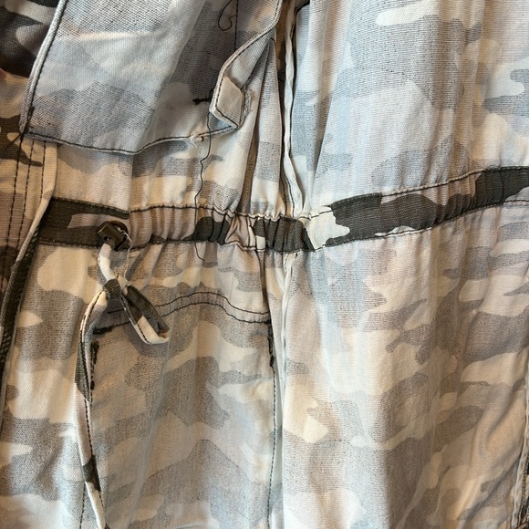 Women’s Kensie Jean Jacket - Picture 7 of 7